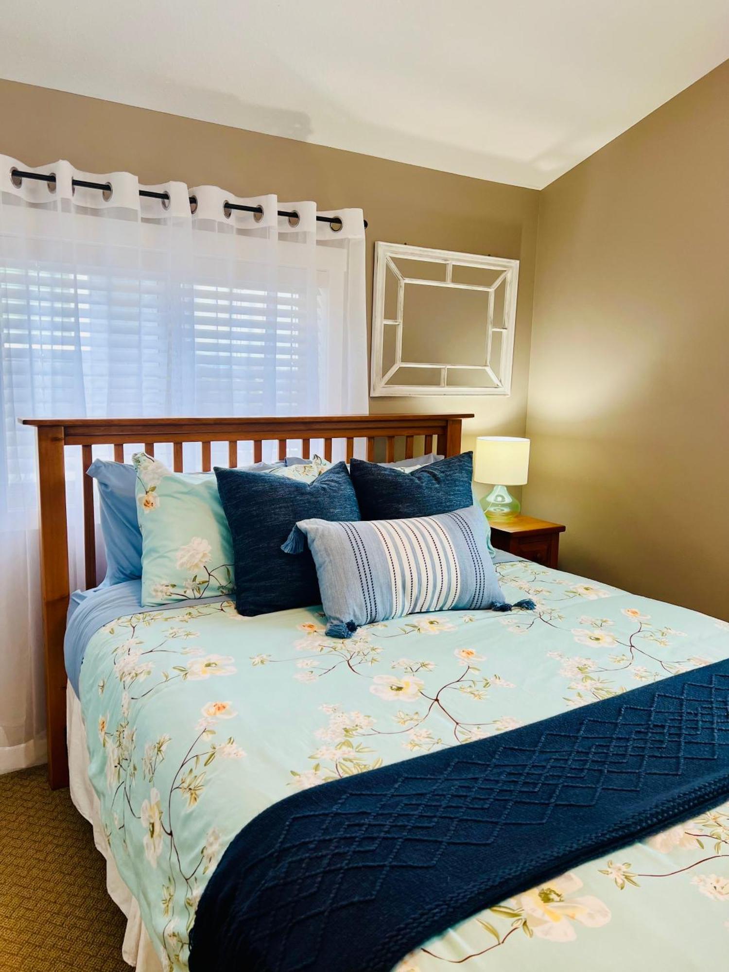 Jasmine Cottage Kelowna Kültér fotó