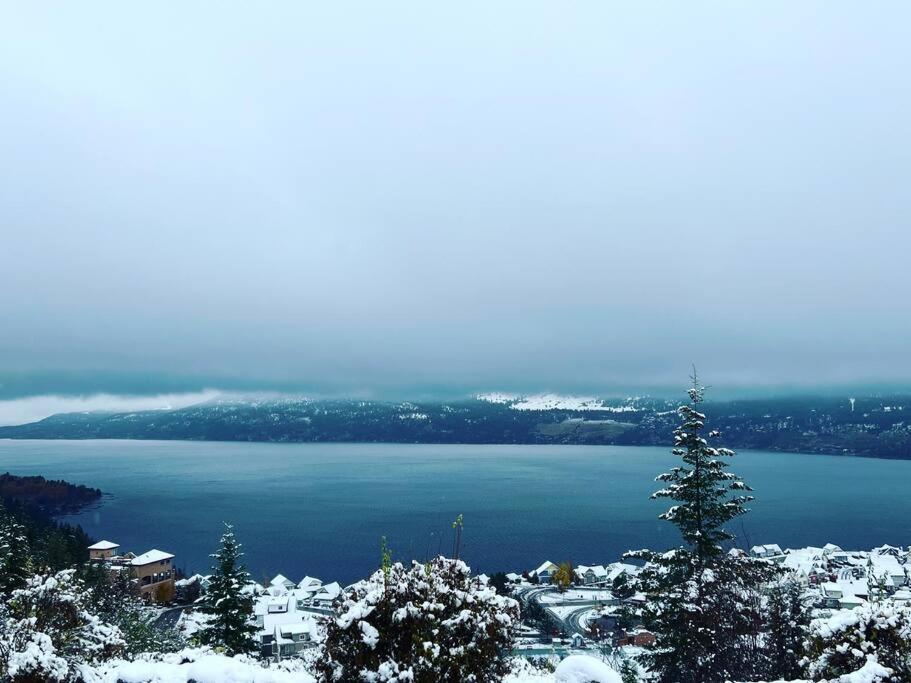 Jasmine Cottage Kelowna Kültér fotó