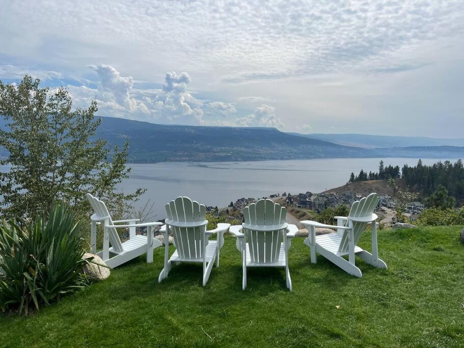 Jasmine Cottage Kelowna Kültér fotó