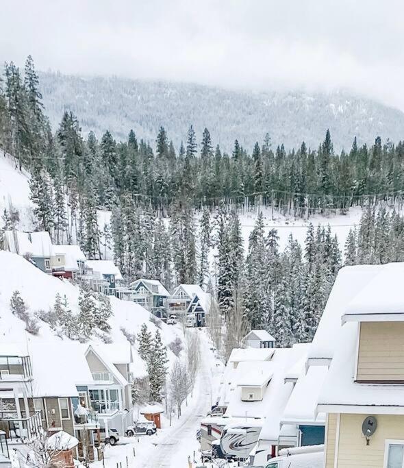 Jasmine Cottage Kelowna Kültér fotó